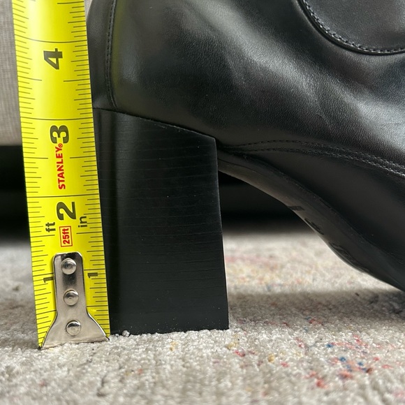 Unisa Leather Ankle Bootie - Picture 12 of 14